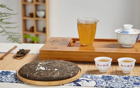 普洱之魅：探索福今的极致品质和口感